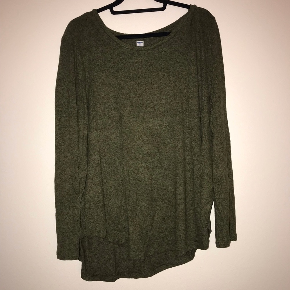 Long sleeved Old Navy shirt